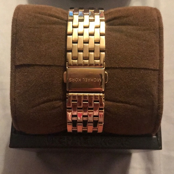 Michael Kors Watch - Picture 3 of 5
